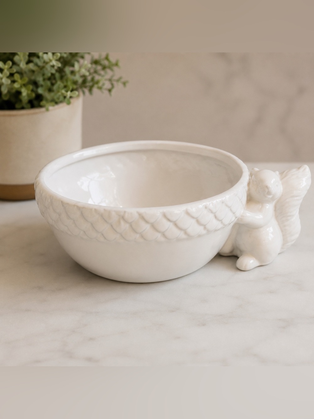 Vintage White Ceramic Acorn Bowl Squirrel Planter Candy Nut Bowl